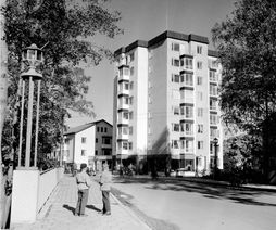 09 Diöska höghuset på Hyttgatan, 1954. Fotograf Carl Björk