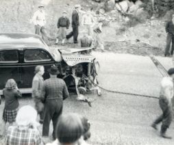 114. Krock utanför Lövbacken 1951